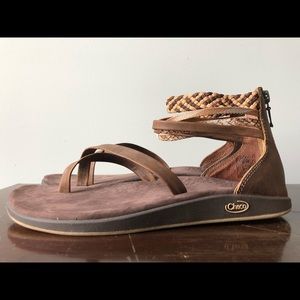 Chaco Dawkins sandal size 8. Never worn